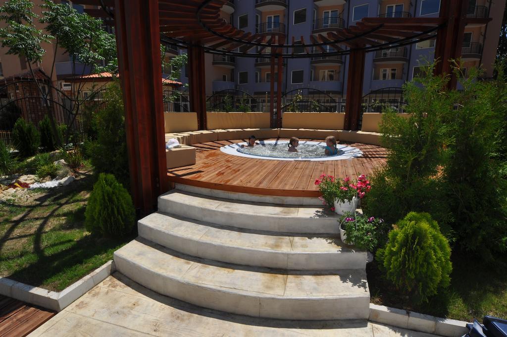 Harmony Suites Jungle 阳光海滩 外观 照片